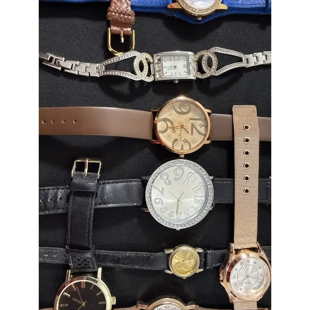 (A1) Bulk Lot Of 25 Watches Vintage And Modern Running On New Batteries!